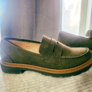 Women's TARYN  By Taryn Rose Olive Green Penny Loafers - Lug Sole